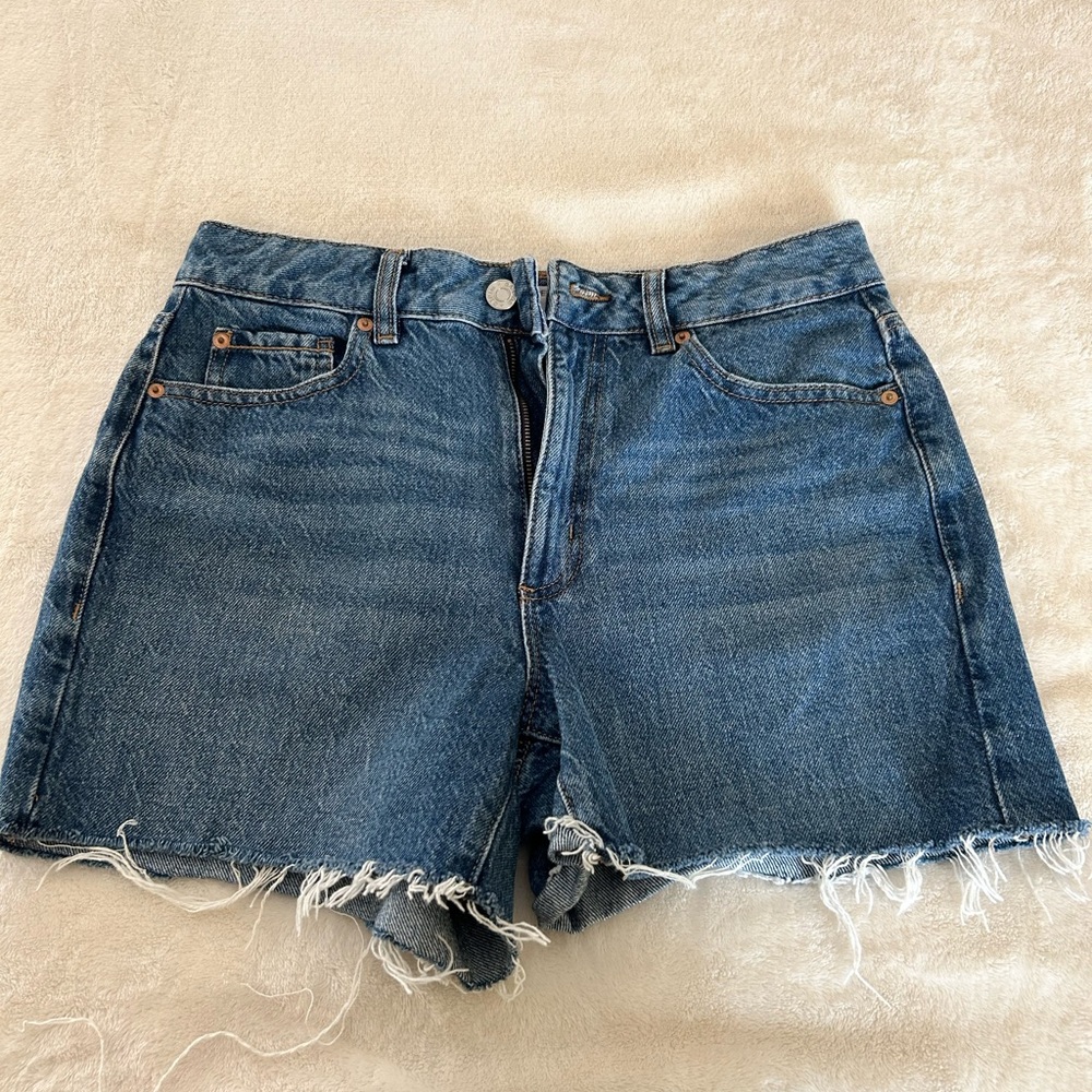 GARAGE DENIM MOM JEAN SHORTS